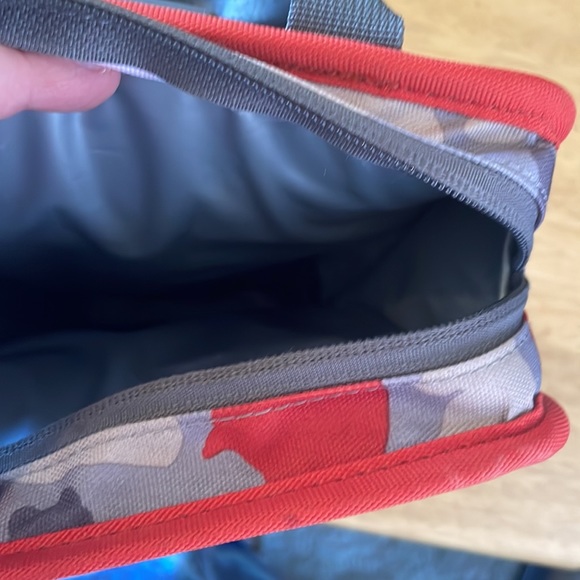 BACK TO SCHOOL SALE Lands End Insulated Lunch Box Red/gray Bear Print - Picture 4 of 5